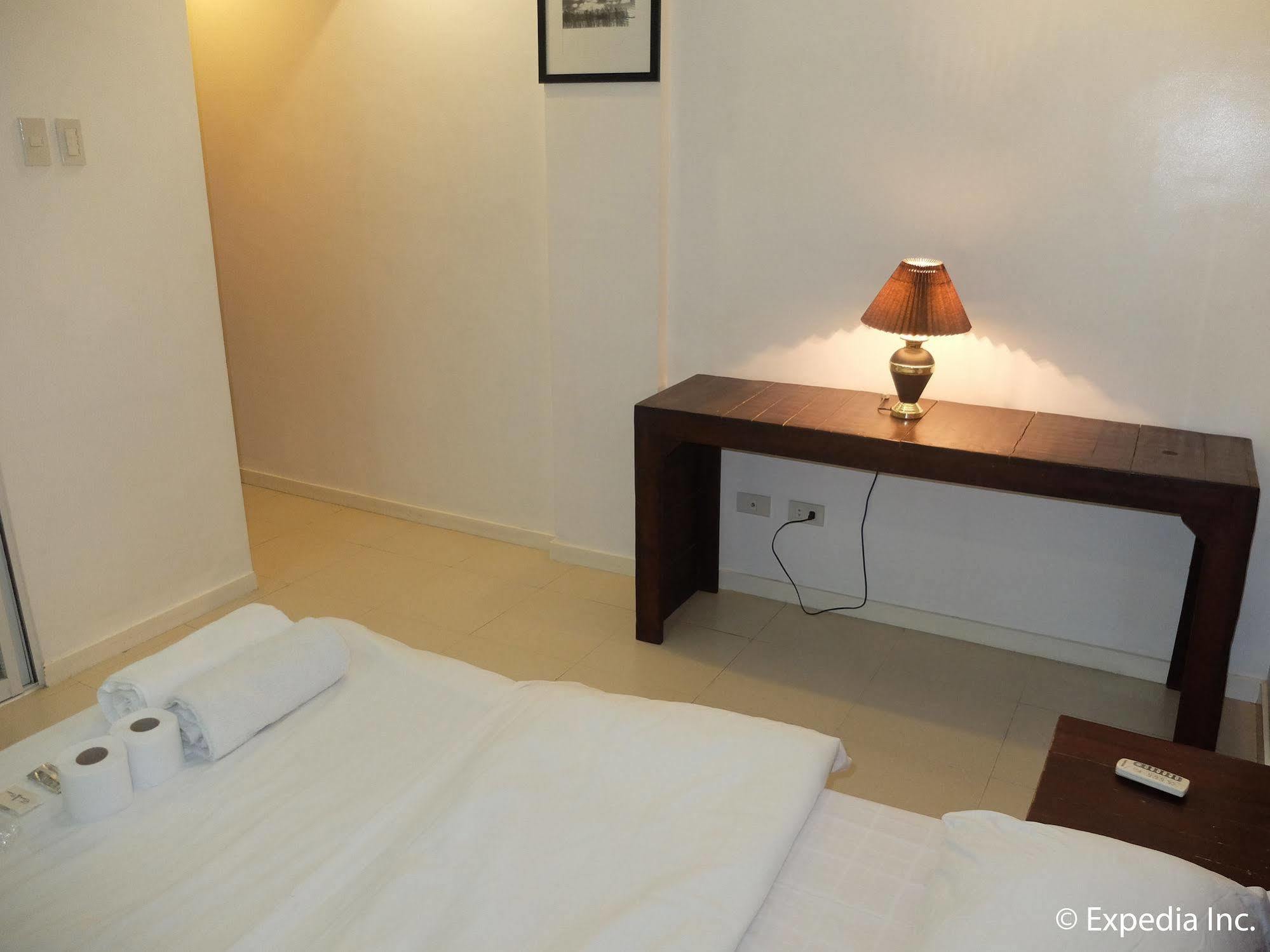 Elyseah Condotel Angeles Eksteriør billede